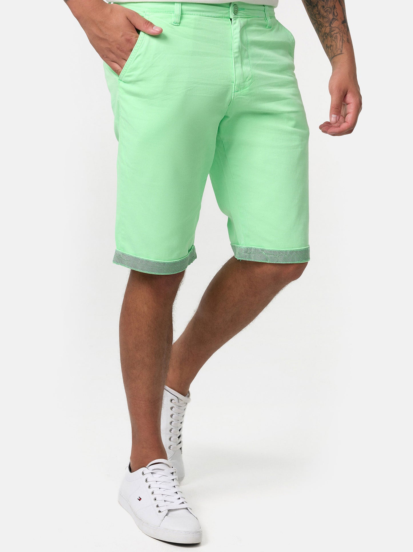 Tazzio Herren Chino Shorts A206