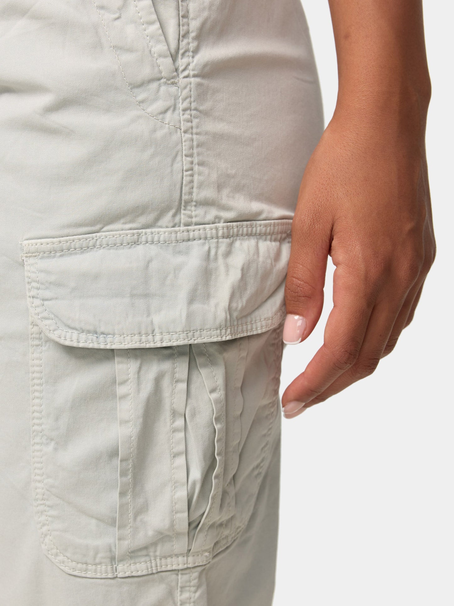Pantalon cargo pour femme Tazzio coupe régulière F600