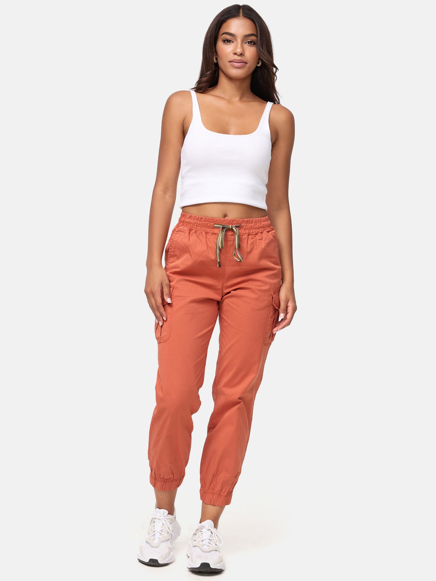 Pantalon cargo pour femme Tazzio coupe régulière F600
