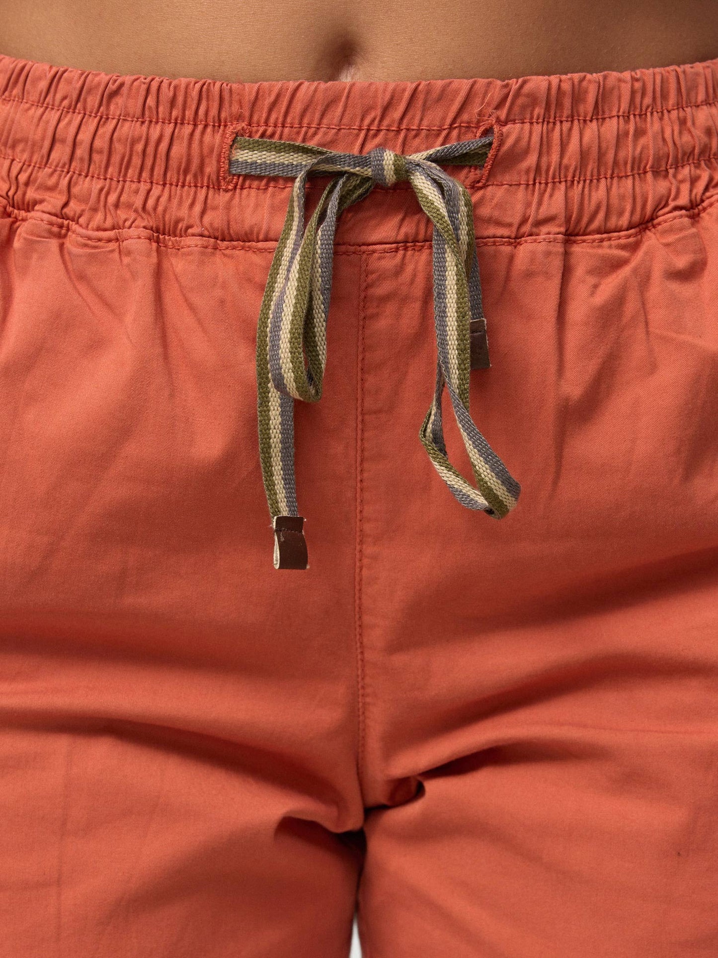 Pantalon cargo pour femme Tazzio coupe régulière F600