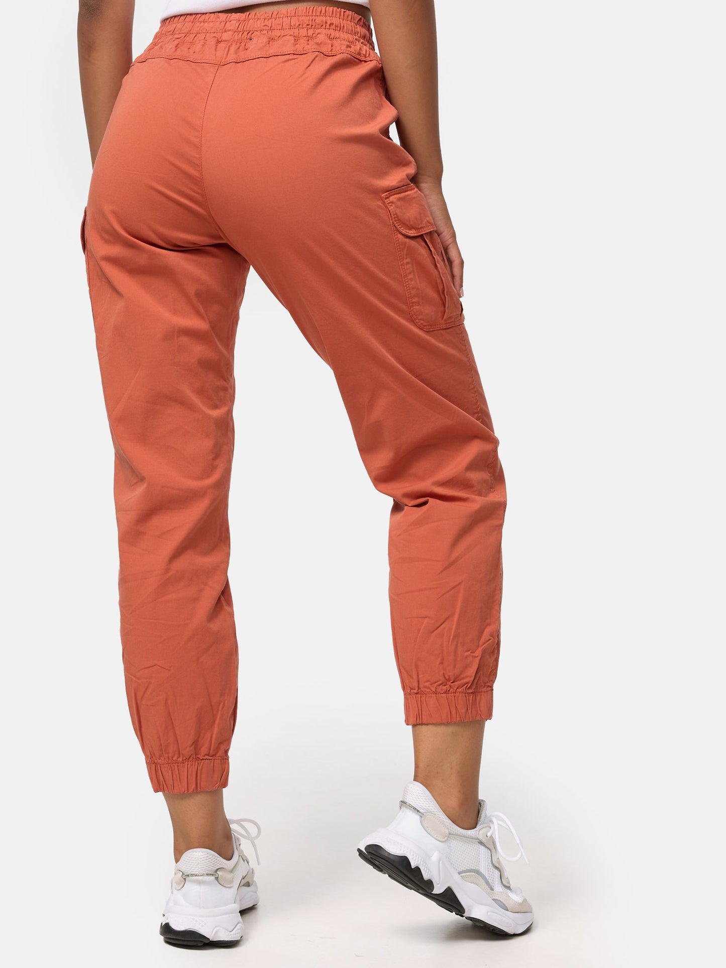 Pantalon cargo pour femme Tazzio coupe régulière F600