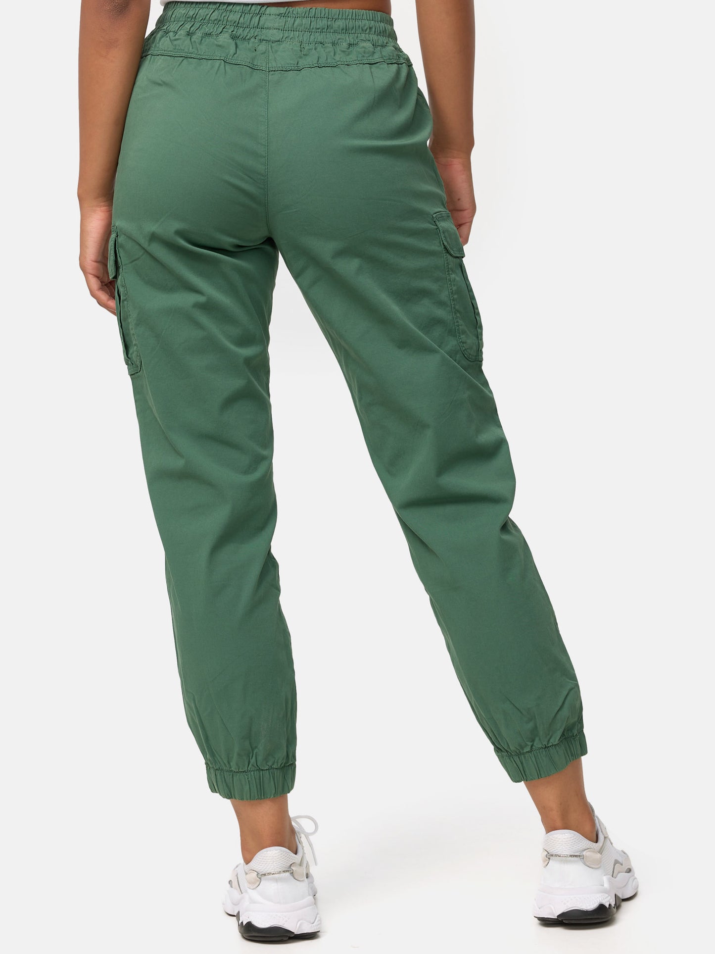 Pantalon cargo pour femme Tazzio coupe régulière F600