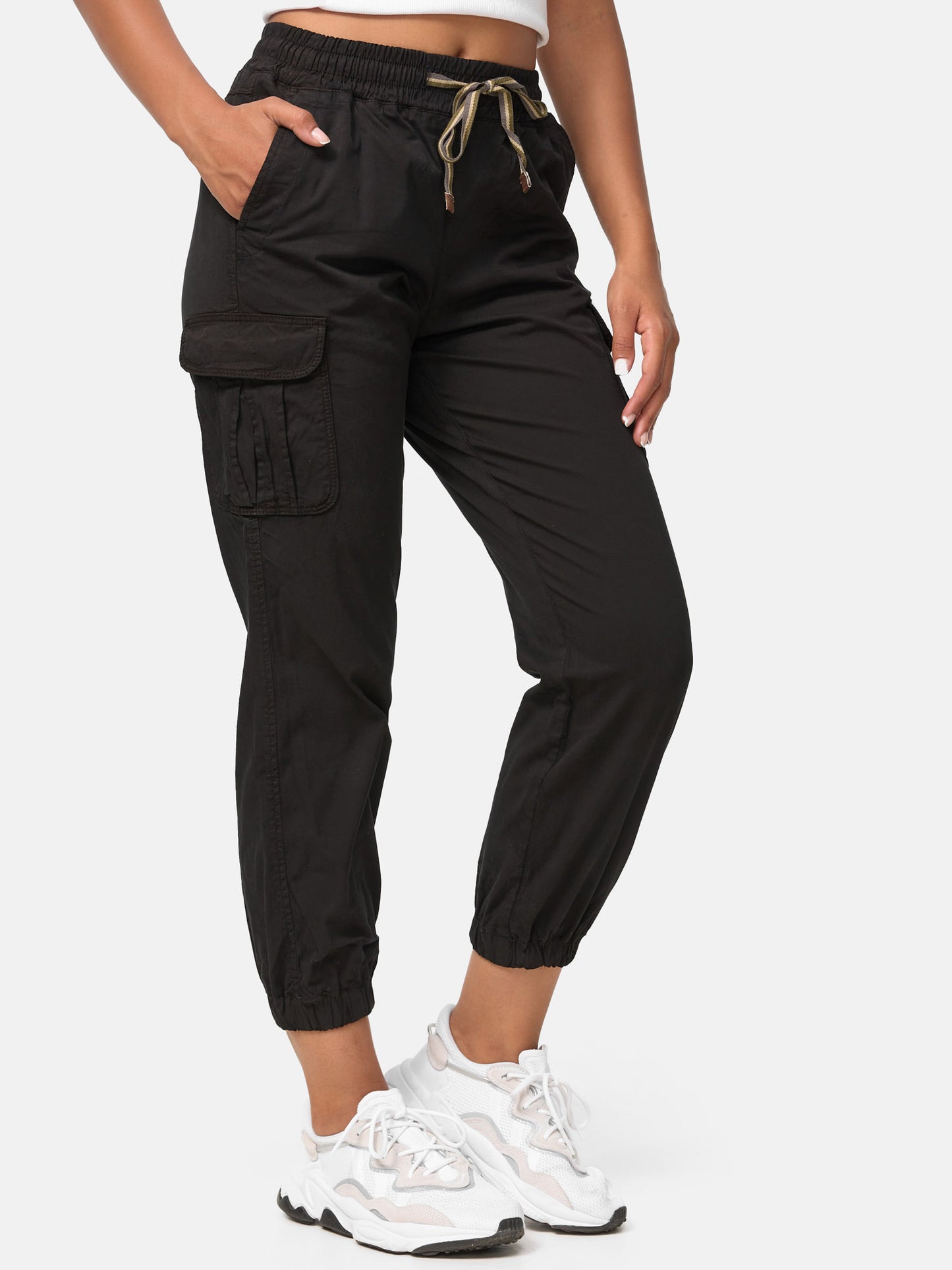 Pantalon cargo pour femme Tazzio coupe régulière F600