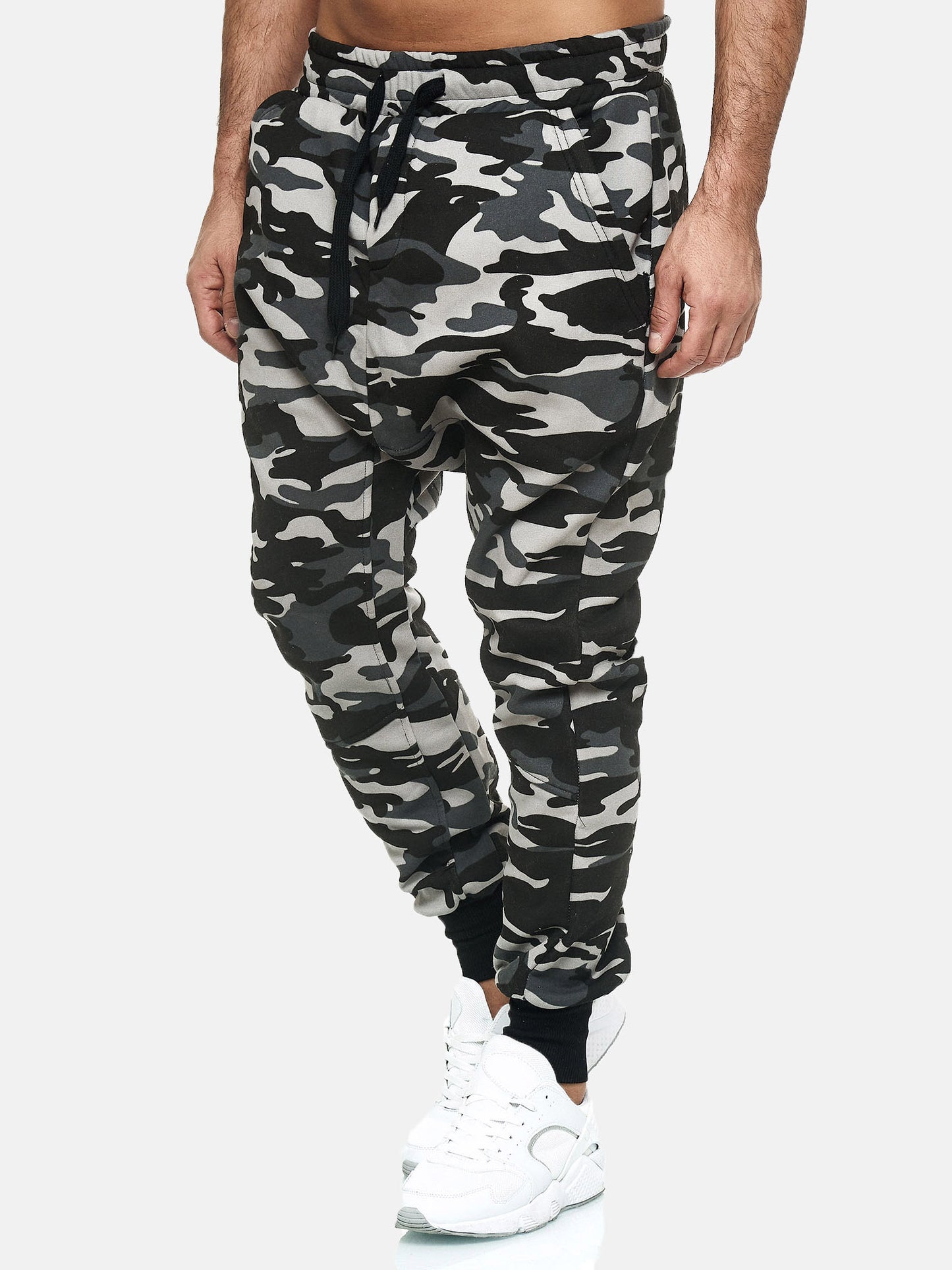 Tazzio Herren Jogginghose P-501