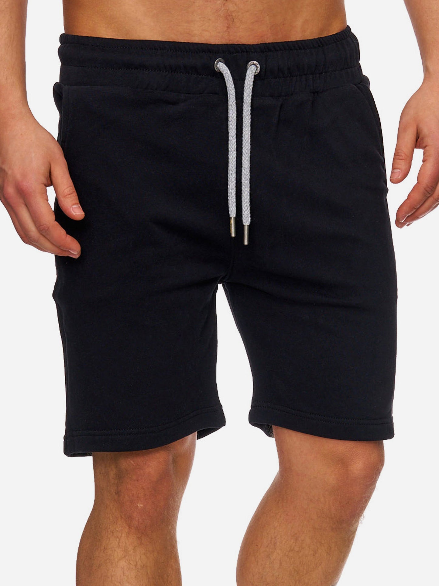 Tazzio Herren Sweatshorts 17600