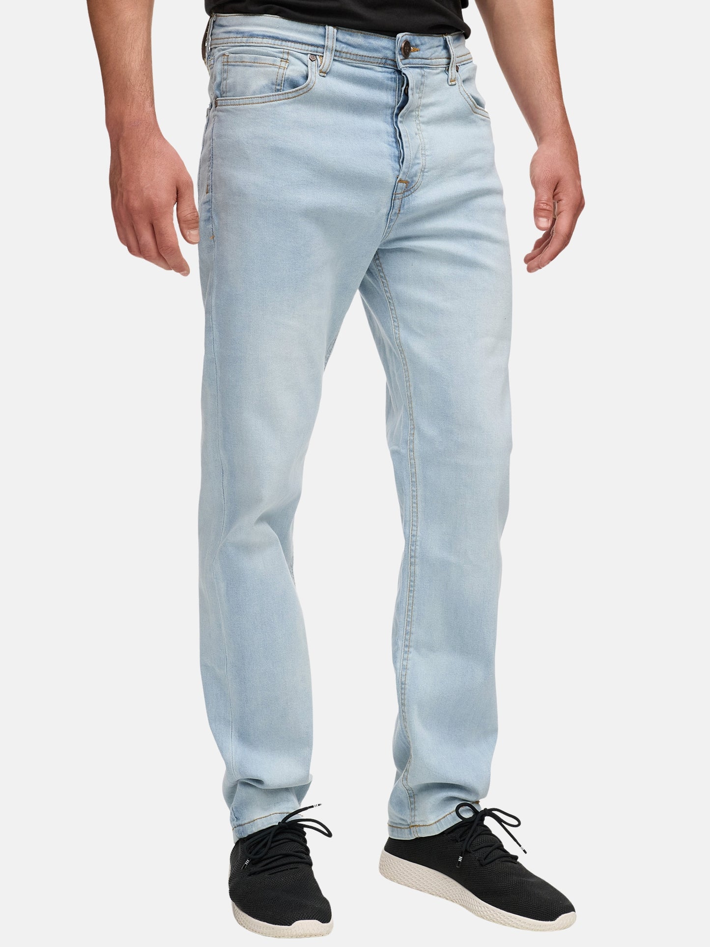 Tazzio Herren Jeans Regular Fit A105