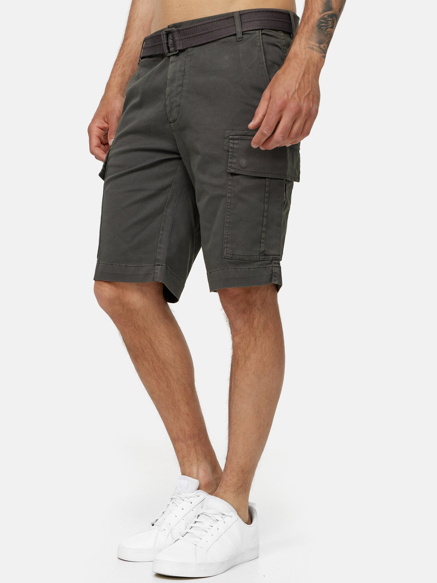 Short cargo pour homme Tazzio A200