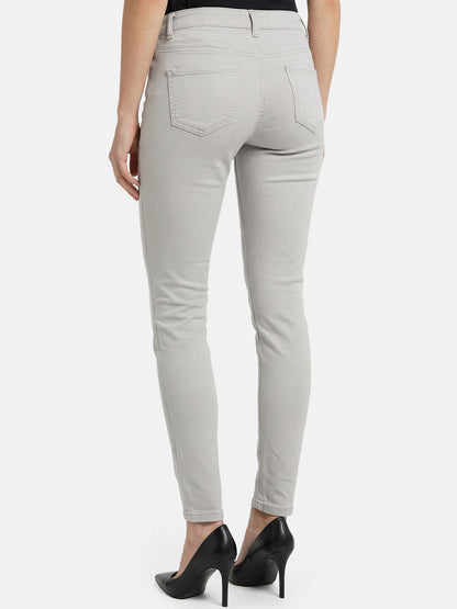Tazzio Damen Skinny Fit Jeans F138