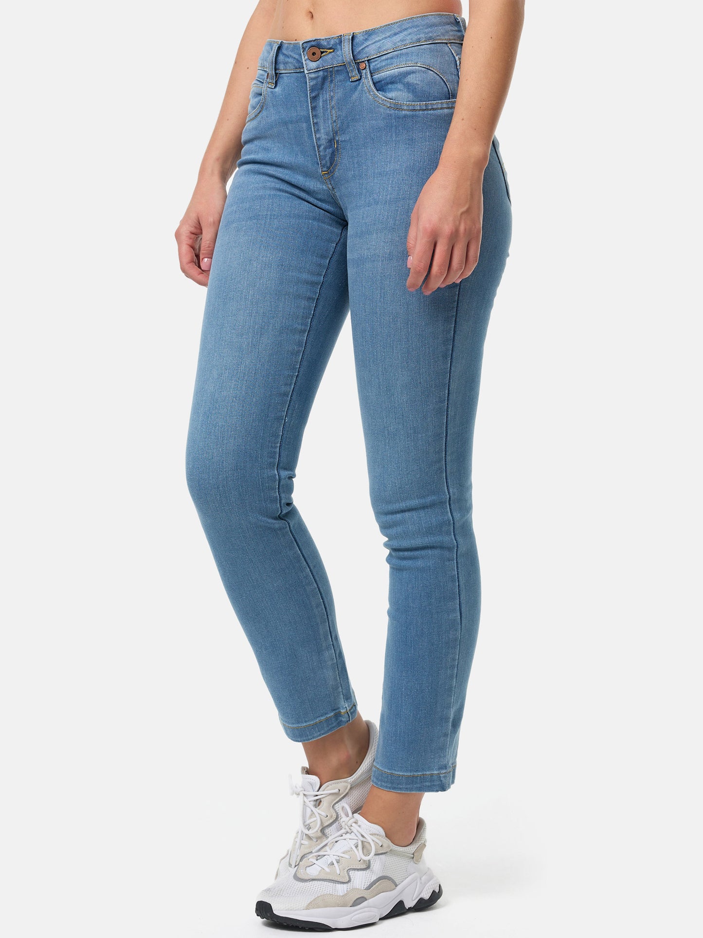 Tazzio Damen Straight Leg Jeans F110
